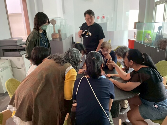 2025.08.19泰武鄉在地實踐計畫文物檢測課程圖片