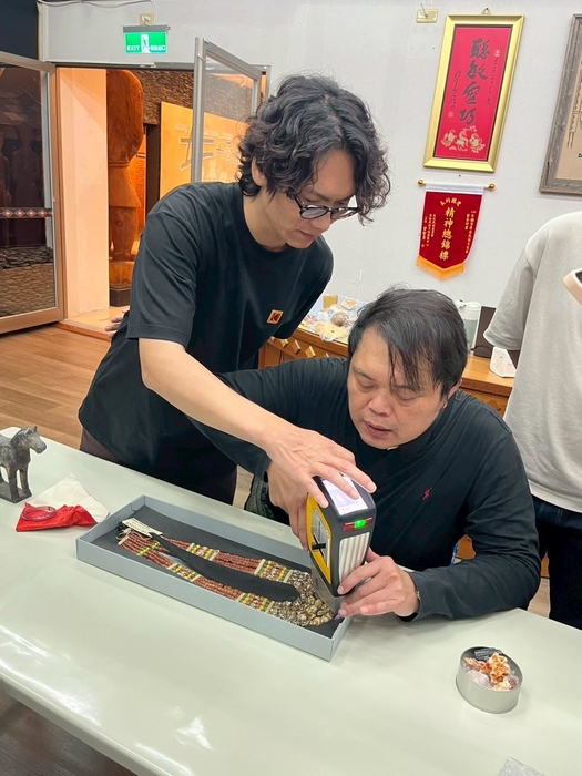 2025.12.13來義鄉在地實踐計畫文物檢視實作課程圖片