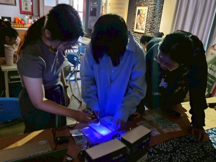 2025.12.13來義鄉在地實踐計畫文物檢視實作課程圖片