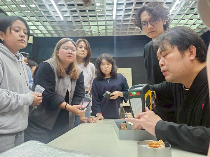 2025.12.13來義鄉在地實踐計畫文物檢視實作課程圖片