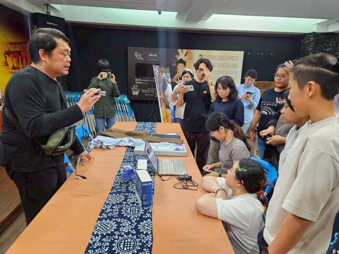 2025.12.13來義鄉在地實踐計畫文物檢視實作課程圖片